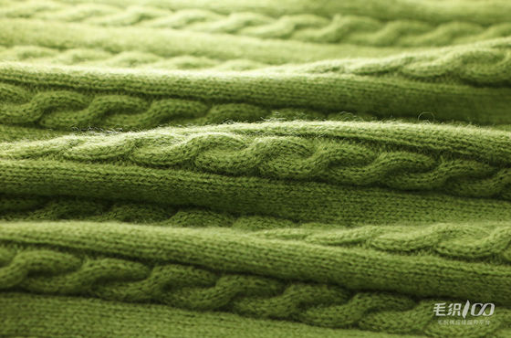 Soft 2/25NM Faux Suede Yarn For Knitting Scarves And Cardigans